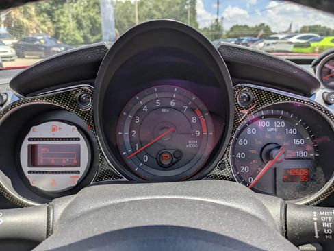 Used 2012 Nissan 370Z Roadster RWD image 16