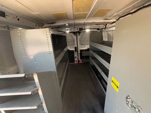 Used 2018 Ford Transit 250 Base w/Sliding Pass-Side Cargo image 8