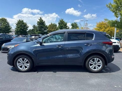 Used 2017 Kia Sportage LX w/ LX Popular Package FWD image 2