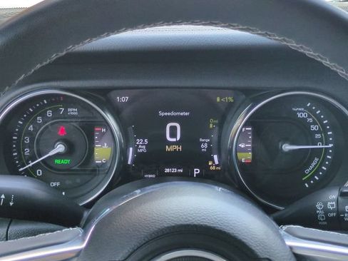 Used 2023 Jeep Wrangler Unlimited Sahara w/ Cold Weather Group AWD/4WD image 27