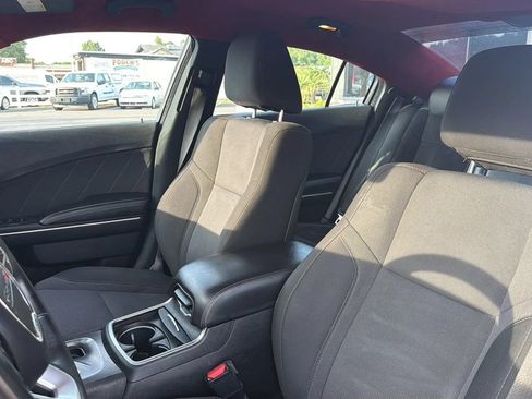 Used 2018 Dodge Charger SXT Plus RWD image 12
