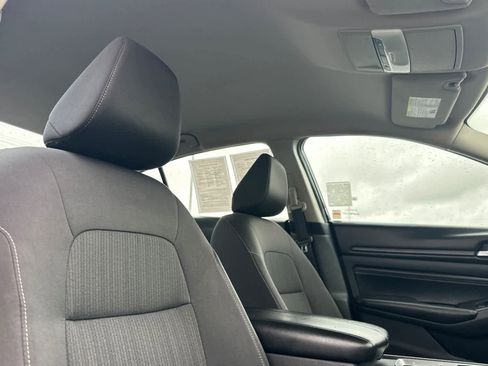 Used 2020 Nissan Altima 2.5 S image 17