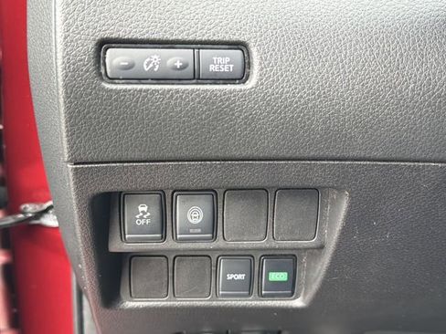 Used 2021 Nissan Rogue Sport S FWD image 11