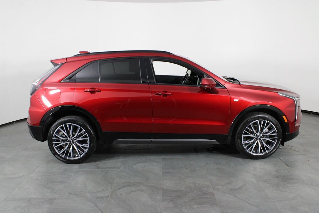 Used 2025 Cadillac XT4 Sport FWD image 10