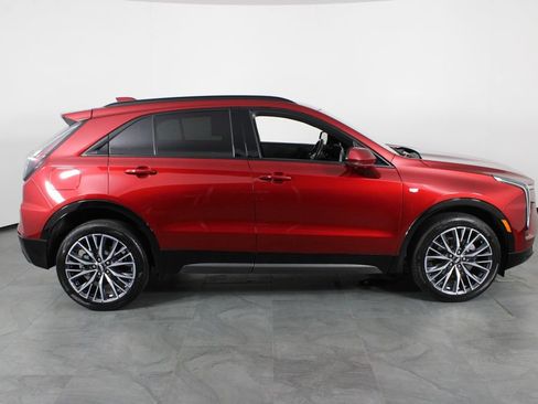 Used 2025 Cadillac XT4 Sport FWD image 10