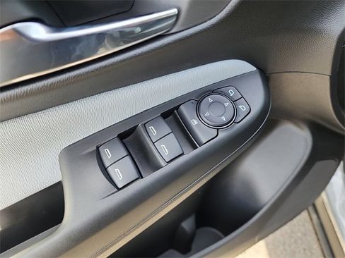 New 2026 Buick Envista Preferred image 11