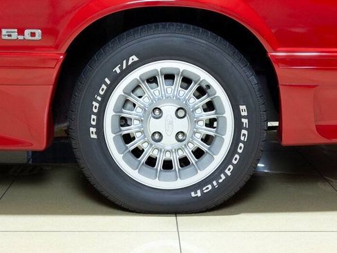 Used 1989 Ford Mustang GT RWD image 32