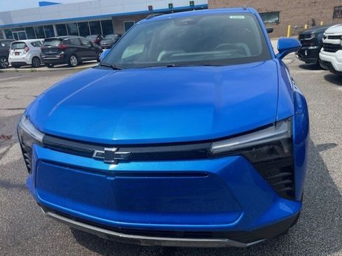 New 2025 Chevrolet Blazer EV LT image 2