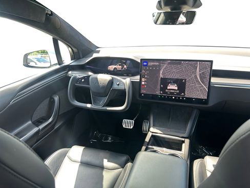 Used 2023 Tesla Model X Plaid AWD/4WD image 15