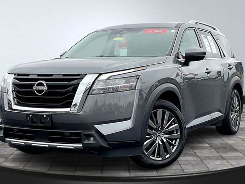 Used 2022 Nissan Pathfinder SL w/ SL Premium Package image 12