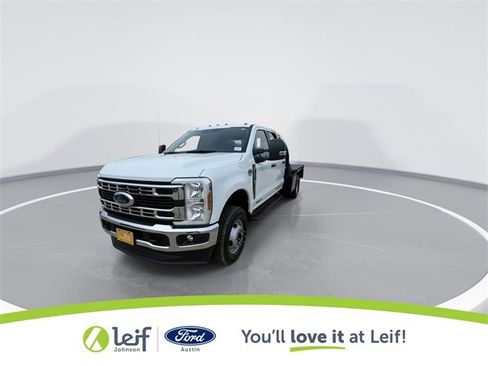 Used 2024 Ford F350 XL w/ XL Chrome Package image 4