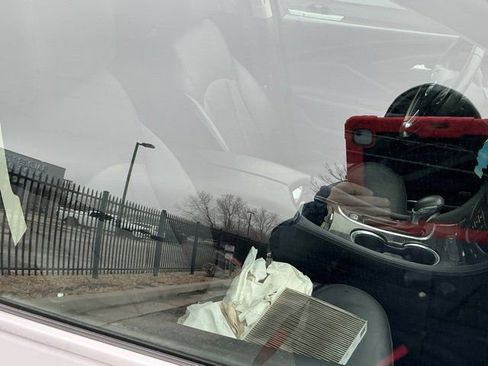 Used 2019 Buick Envision Premium image 19