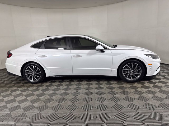 Used 2020 Hyundai Sonata Limited FWD image 2