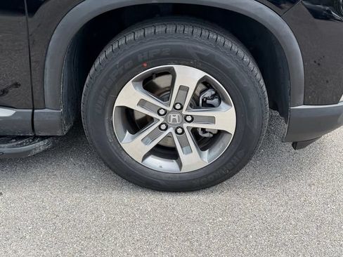 Used 2024 Honda Pilot EX-L image 10