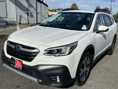 Used 2020 Subaru Outback Limited w/ Tech Package 2