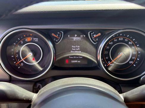 Used 2023 Jeep Wrangler Unlimited Sport AWD/4WD image 26