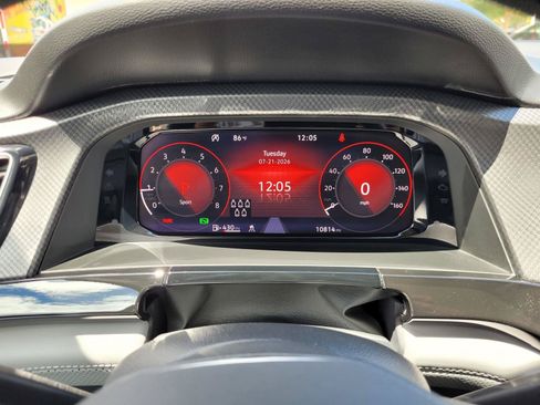 Certified 2025 Volkswagen Atlas Peak Edition SE AWD/4WD image 30