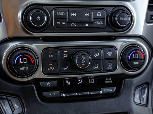 Used 2018 Chevrolet Tahoe LT AWD/4WD image 30