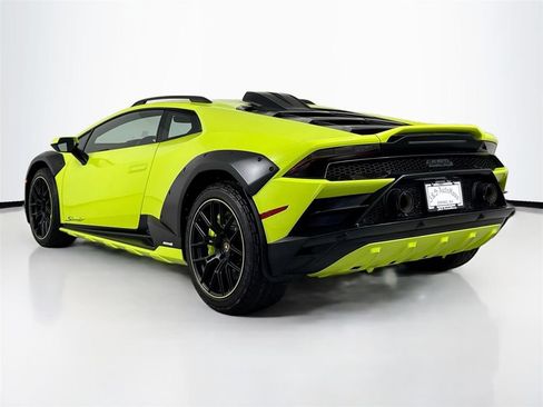 Used 2024 Lamborghini Huracan Sterrato AWD/4WD image 5