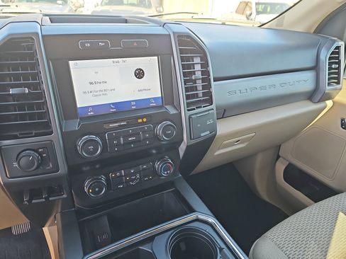 Used 2021 Ford F250 XLT image 20