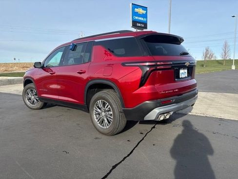 New 2026 Chevrolet Traverse LT w/ Driver Confidence Package image 5