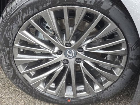 New 2026 Lexus RX 350 AWD image 18