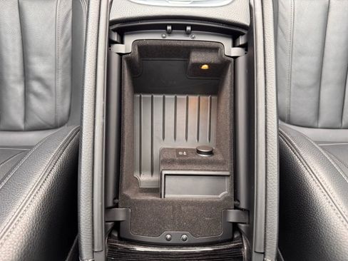 Used 2022 BMW 740i 740i Sedan 4D image 32