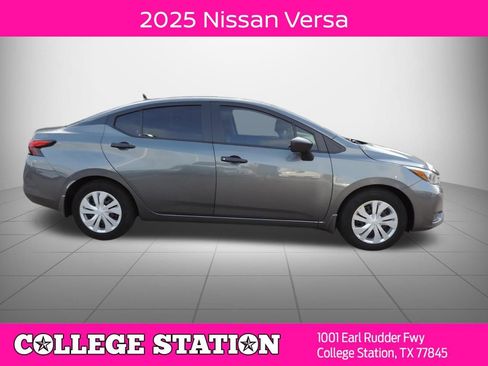 Used 2025 Nissan Versa S w/ Trunk Package FWD image 2