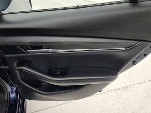 Used 2024 MAZDA MAZDA3 s FWD image 30