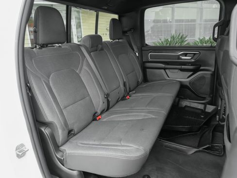 Used 2021 RAM 1500 Big Horn AWD/4WD image 37