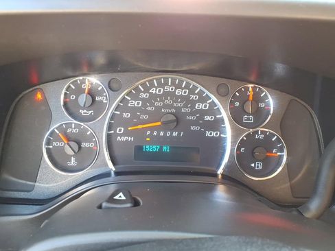 Used 2024 Chevrolet Express 2500 Work Van w/ Driver Convenience Package image 35