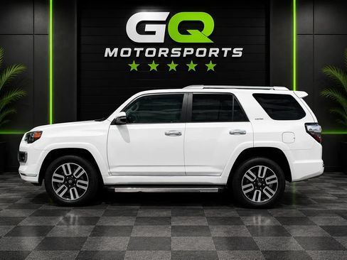 Used 2016 Toyota 4Runner Limited AWD/4WD image 4