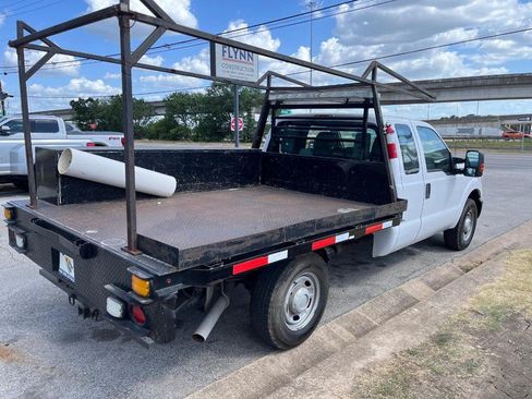 Used 2015 Ford F250 XL w/ Power Equipment Group RWD image 4