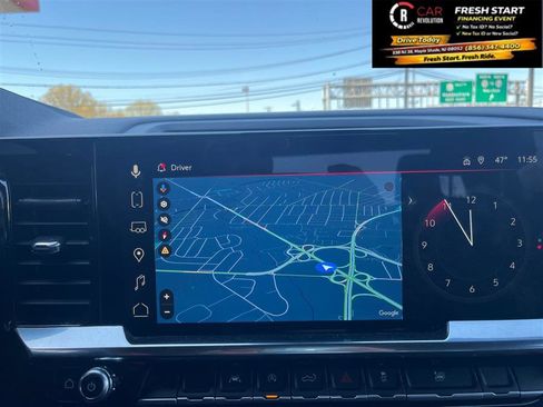 Used 2025 GMC Sierra 1500 SLT image 18