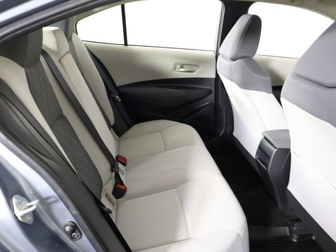 Used 2020 Toyota Corolla LE FWD image 30