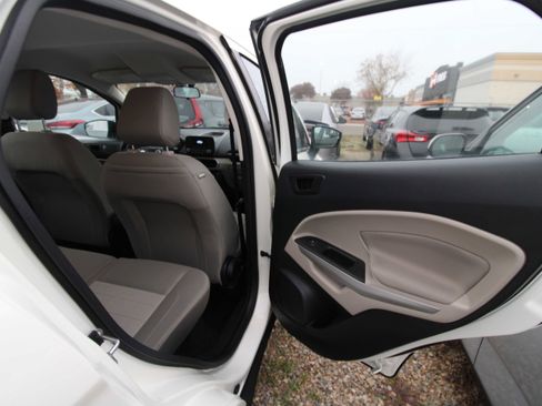 Used 2021 Ford EcoSport S image 31