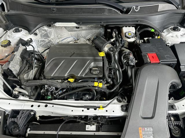Used 2025 Chevrolet Trax LT FWD image 21