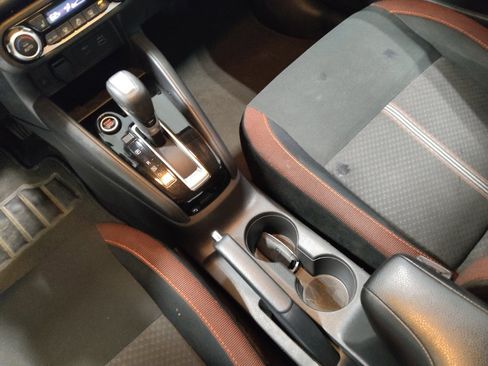 Used 2025 Nissan Versa SR w/ Trunk Package image 26