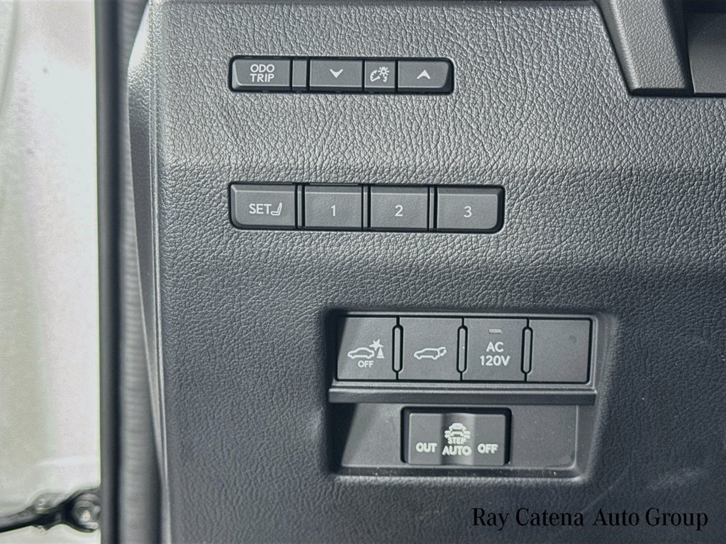 Certified 2026 Lexus GX 550 w/ Accessory Package (2T) AWD/4WD image 10