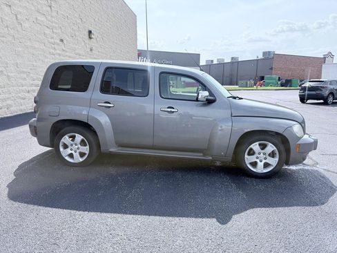 Used 2007 Chevrolet HHR LT FWD image 4