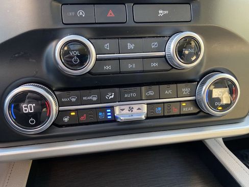 Certified 2024 Ford Expedition Max Limited image 26