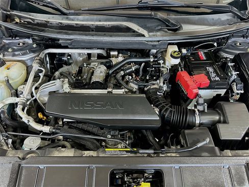 Used 2023 Nissan Rogue SV w/ SV Premium B Package image 28