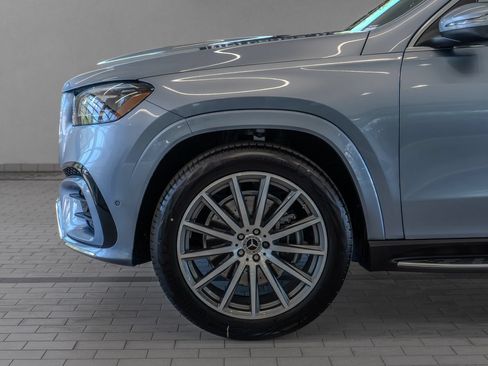 New 2026 Mercedes-Benz GLS 580 4MATIC image 4