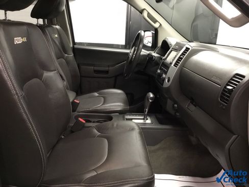Used 2015 Nissan Xterra PRO-4X w/ Pro-4x Leather Package image 34