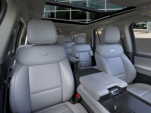 New 2026 Ford Expedition Max Platinum w/ Driver's Package image 10