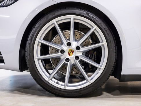 Used 2024 Porsche 911 Targa 4S w/ Premium Package image 26