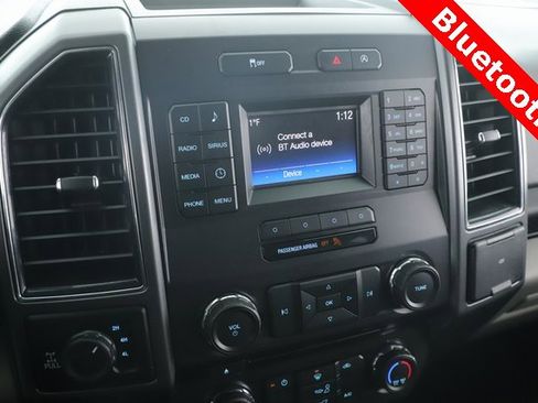 Used 2017 Ford F150 XLT w/ Trailer Tow Package image 4