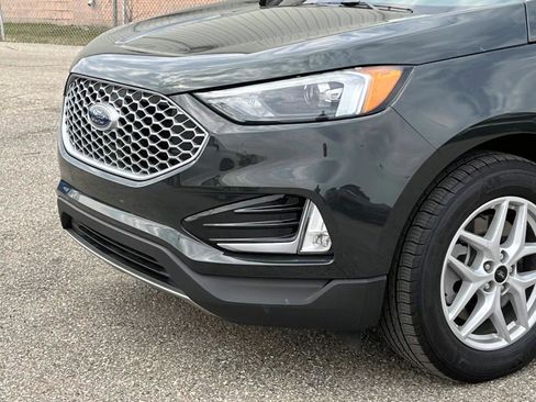 Used 2023 Ford Edge SEL w/ Convenience Package image 7