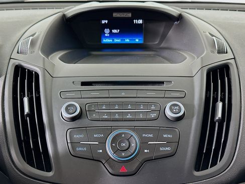 Used 2017 Ford Escape SE image 19