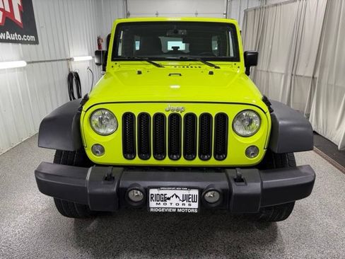 Used 2017 Jeep Wrangler Unlimited Sport w/ Quick Order Package 23S AWD/4WD image 2